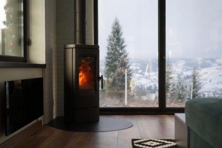 Installer un po&ecirc;le &agrave; bois, les crit&egrave;res pour faire le bon choix